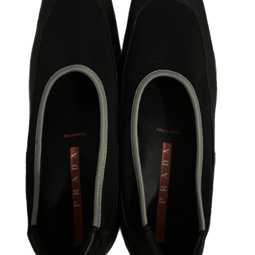 Prada Women’s slip on retro 90’s size 8 - Picture 1 of 14